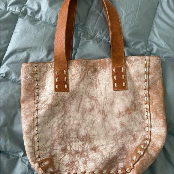 BED|STU “Stevie” Tan and Cream Tote Bag - Picture 7 of 12
